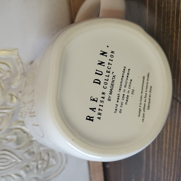 NWOT Rae Dunn "WHITE CHRISTMAS" mug - Picture 5 of 5